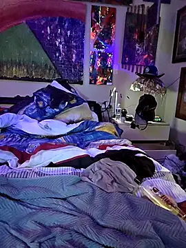 Vonniecd online show from March 13, 10:37 pm