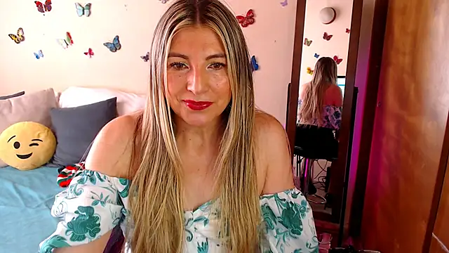 Jolie-Mature online show from October 20, 7:58 pm