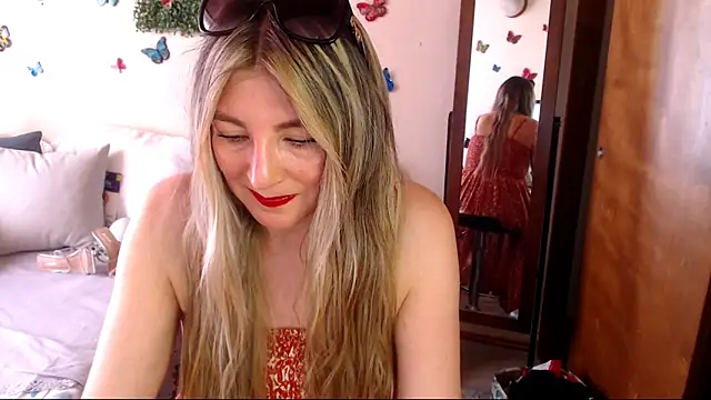 Jolie-Mature online show from May 15, 8:29 pm