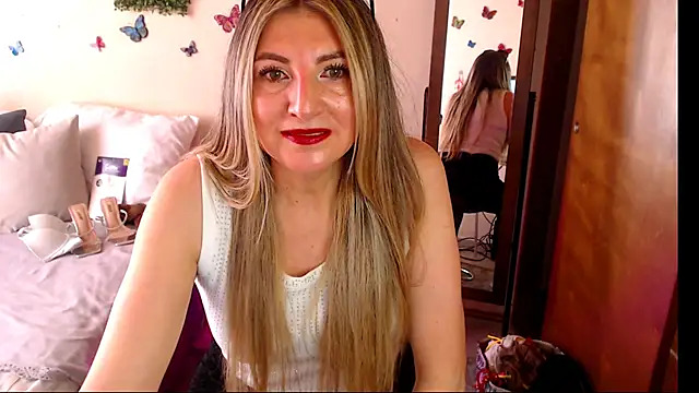 Jolie-Mature online show from May 22, 8:29 pm