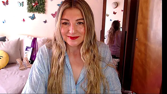 Jolie-Mature online show from May 30, 7:41 pm