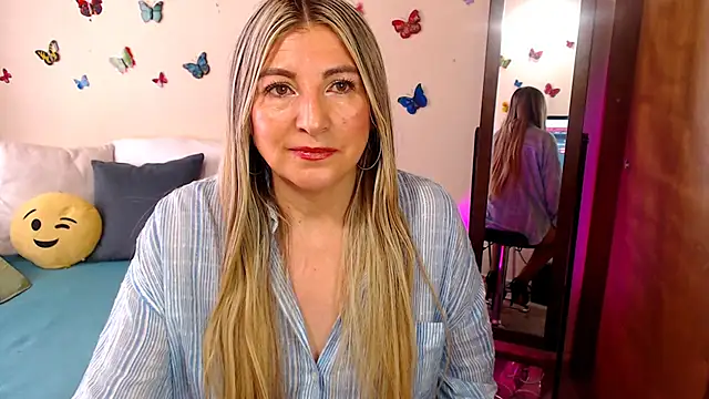 Jolie-Mature online show from October 24, 8:30 pm