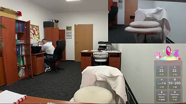 Snapshot of legsLONG chatting on March 19, 4:57 am legsLONG online show from March 19, 4:57 am