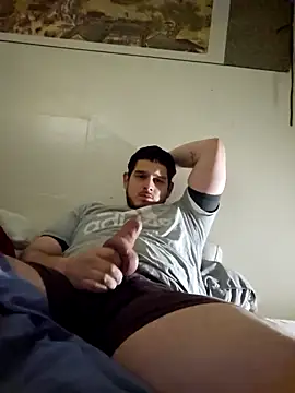 Snapshot of Austem910 chatting on December 20, 3:47 am Austem910 online show from December 20, 3:47 am