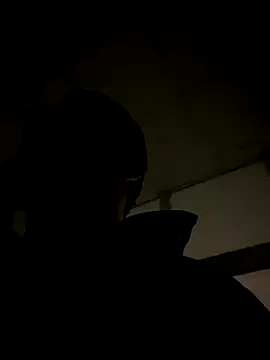 Snapshot of TigerOne19 chatting on November 13, 4:11 pm TigerOne19 online show from November 13, 4:11 pm