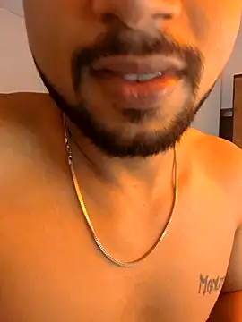 Snapshot of _IRRESISTIBLE_ chatting on June 14, 4:52 pm IRRESISTIBLE online show from June 14, 4:52 pm