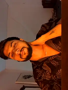 Snapshot of _IRRESISTIBLE_ chatting on May 18, 7:40 pm IRRESISTIBLE online show from May 18, 7:40 pm