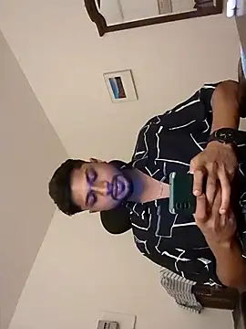 Snapshot of _IRRESISTIBLE_ chatting on March 20, 12:00 pm IRRESISTIBLE online show from March 20, 12:00 pm