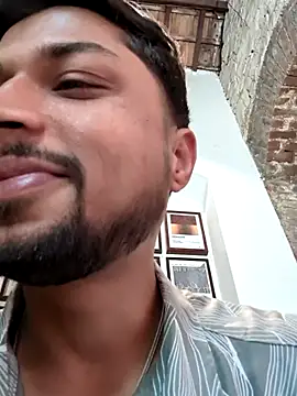  IRRESISTIBLE  online show from January 10, 7:15 am