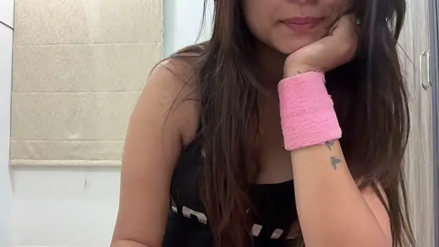 Snapshot of riya_stream chatting on March 3, 3:19 pm riya stream online show from March 3, 3:19 pm