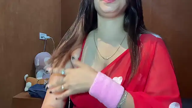 Snapshot of riya_stream chatting on February 14, 4:13 am riya stream online show from February 14, 4:13 am