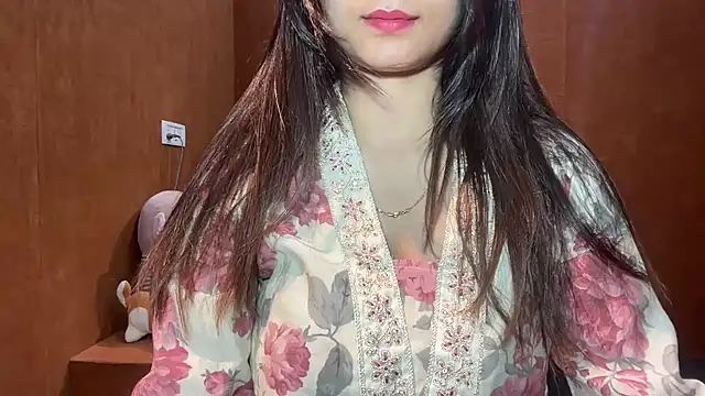 Snapshot of riya_stream chatting on February 16, 5:28 am riya stream online show from February 16, 5:28 am