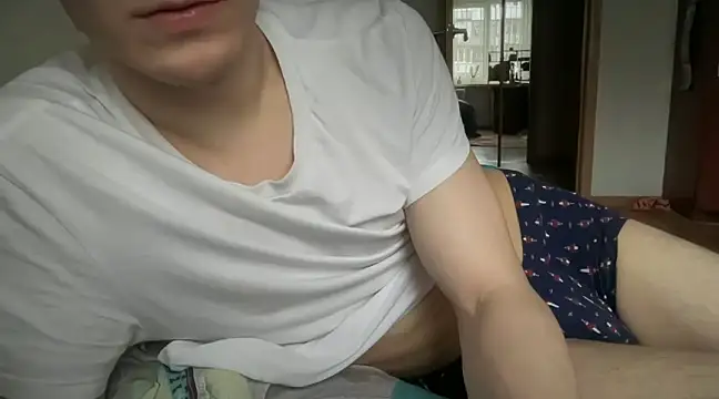 Snapshot of Lamonteik chatting on March 22, 12:46 pm Lamonteik online show from March 22, 12:46 pm