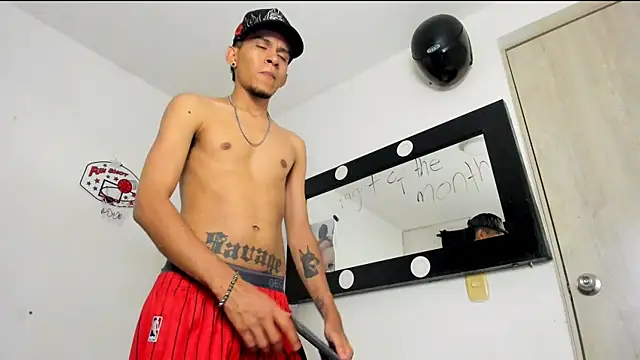 Samuel Suarez online show from April 28, 1:48 am