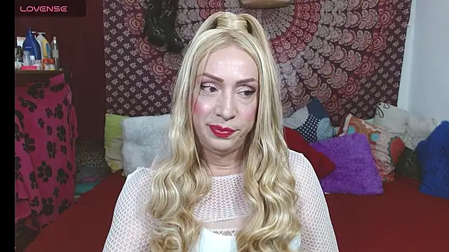 elena evans online show from January 17, 5:38 pm