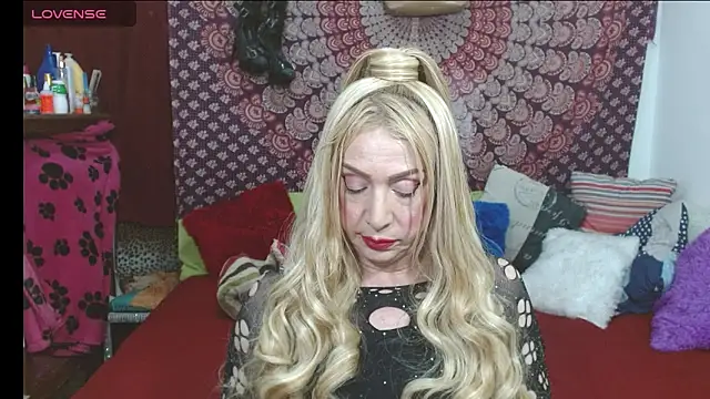 elena evans online show from January 31, 7:12 pm