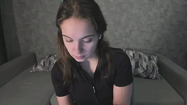 KristinaLoison online show from February 3, 2:11 pm