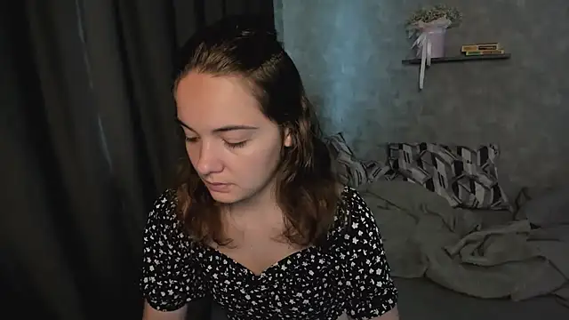 KristinaLoison online show from June 17, 8:58 am