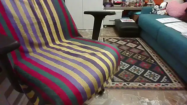 alessex24 online show from February 12, 5:45 pm