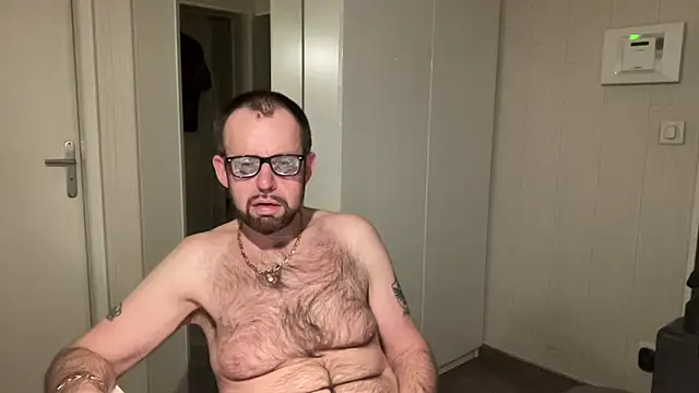 FABIOGLASSES online show from March 10, 9:08 pm