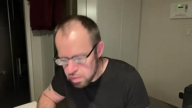 FABIOGLASSES online show from February 20, 11:17 pm