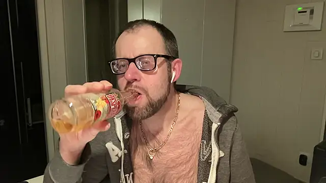 FABIOGLASSES online show from March 29, 11:06 pm