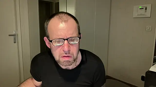 FABIOGLASSES online show from February 24, 10:32 pm