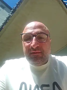 bigloada online show from May 31, 12:44 pm