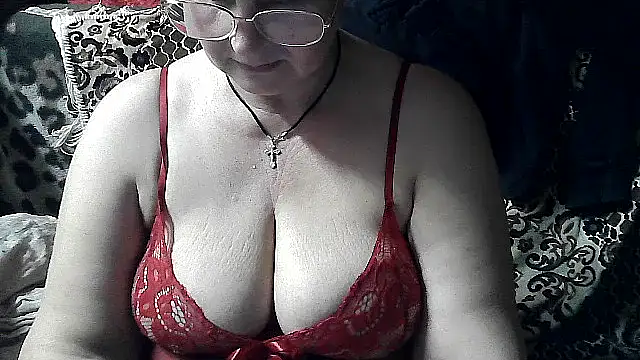 Snapshot of Gina_Marlyn chatting on February 19, 9:23 pm Gina Marlyn online show from February 19, 9:23 pm