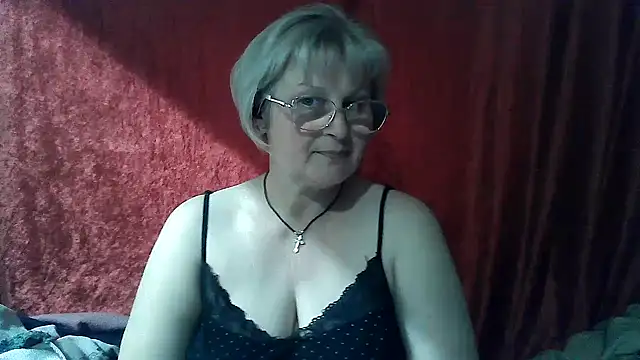 Gina Marlyn online show from March 31, 8:00 pm