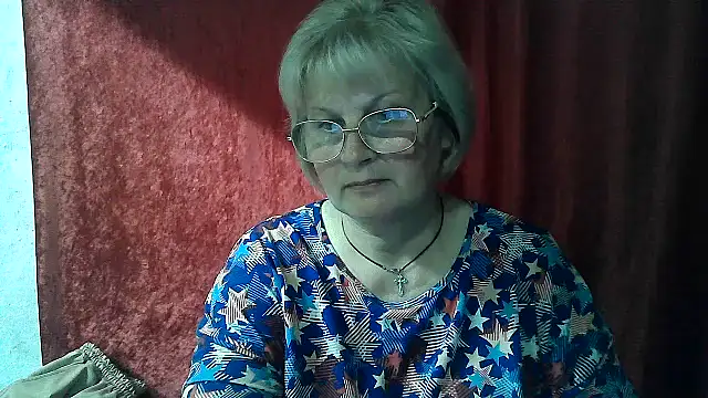 Gina Marlyn online show from April 29, 8:59 pm