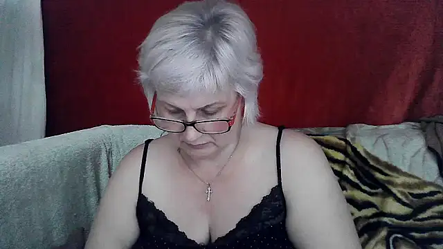 Snapshot of Gina_Marlyn chatting on September 10, 9:36 pm Gina Marlyn online show from September 10, 9:36 pm