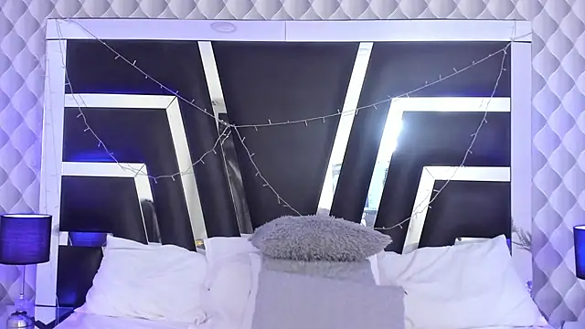 Snapshot of katya_kozlov chatting on November 19, 3:06 am katya kozlov online show from November 19, 3:06 am