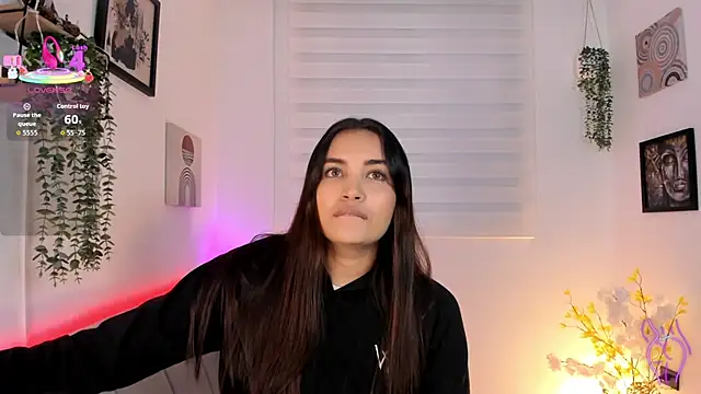 aisha es online show from February 23, 10:54 pm