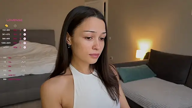 mo1ly online show from October 30, 12:14 pm