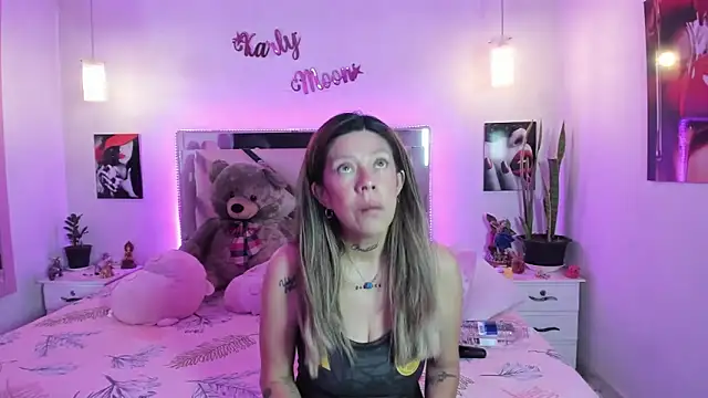 Karly moon online show from June 12, 1:25 am