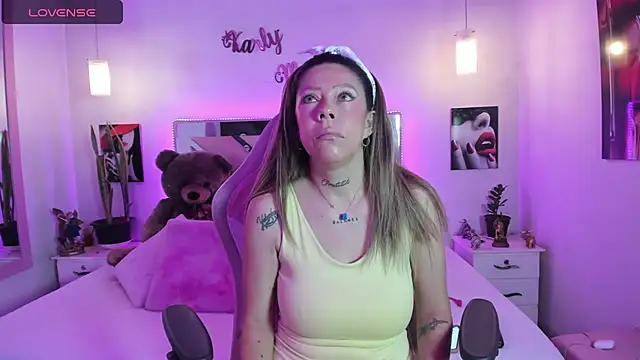 Karly moon online show from July 2, 10:10 am