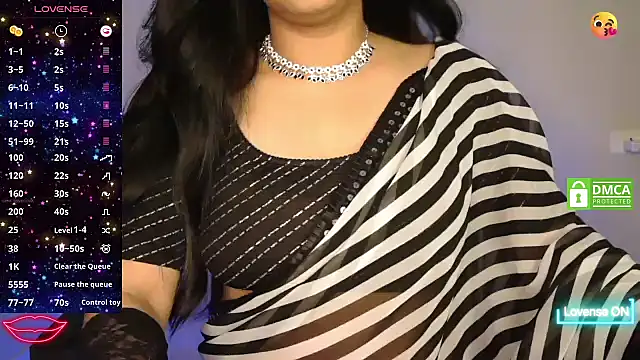 Goddes Queen online show from November 21, 3:00 pm