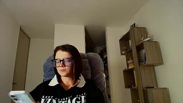 Arya starrk online show from November 23, 1:54 pm