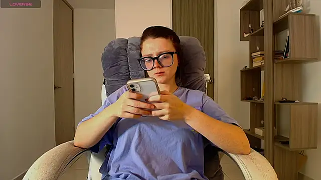 Arya starrk online show from November 4, 2:10 pm