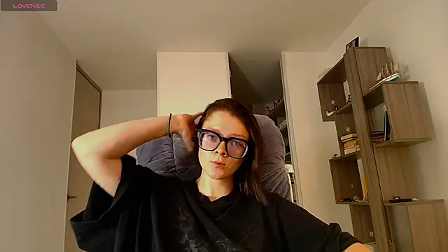 Arya starrk online show from November 5, 2:20 pm