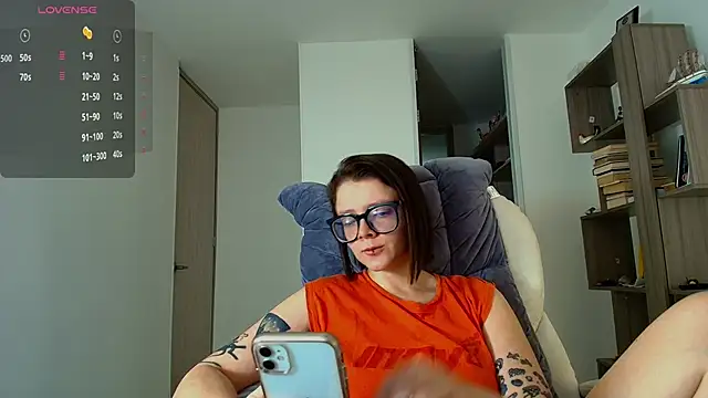 Arya starrk online show from October 15, 2:36 pm