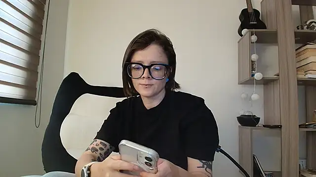 Arya starrk online show from February 18, 2:24 pm