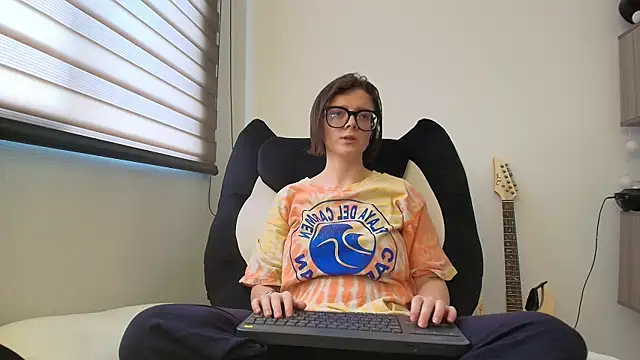 Arya starrk online show from January 8, 2:34 pm