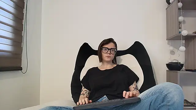Arya starrk online show from March 13, 2:22 pm