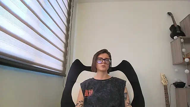 Arya starrk online show from January 14, 2:09 pm