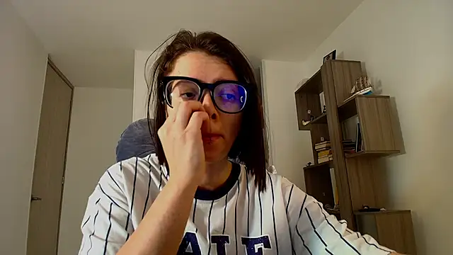 Arya starrk online show from November 10, 2:11 pm