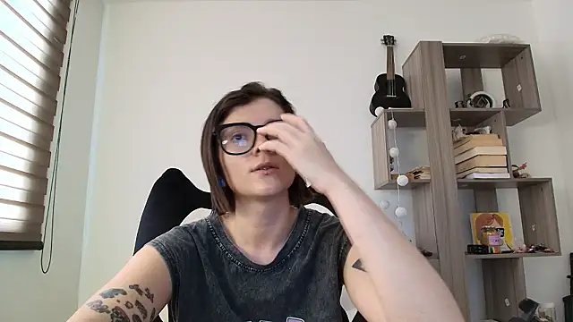 Arya starrk online show from February 10, 2:27 pm