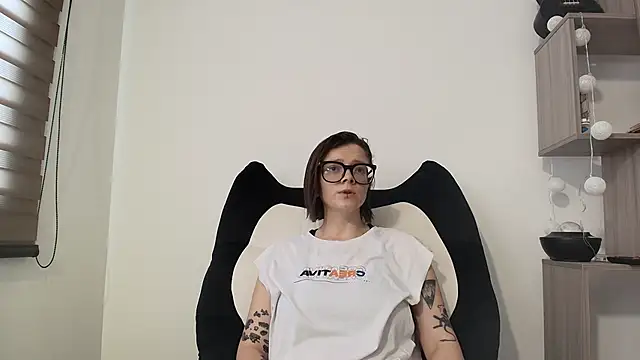 Arya starrk online show from March 18, 2:52 pm