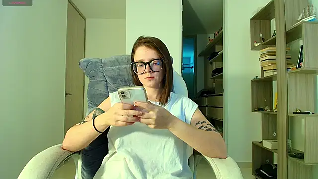 Arya starrk online show from September 10, 12:48 pm